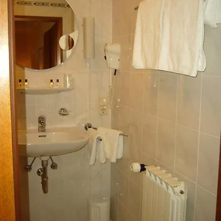 Gasthof Vogelsang Hotell Zellingen